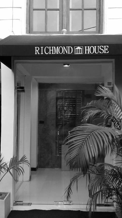 Отель Richmond House Colombo Нугегода Экстерьер фото